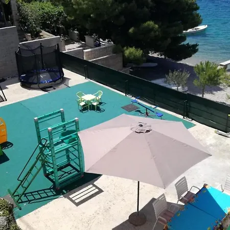Family Friendly Seaside Stanici, - 16606 Apartament *