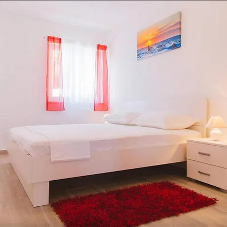 Apartament Family Friendly Seaside Stanici, - 16606 Omiš