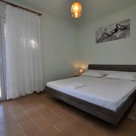 Apartament Family Friendly Seaside Stanici, - 16606 Omiš
