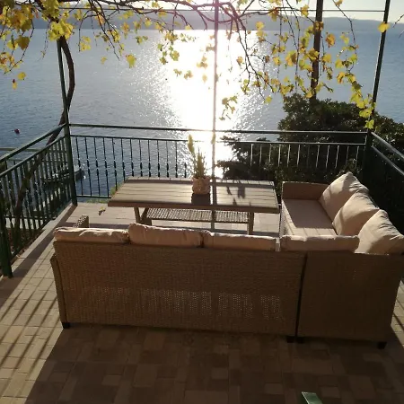 Family Friendly Seaside Stanici, - 16606 Omiš